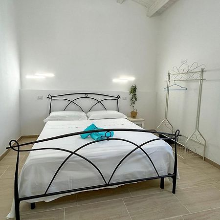B&B Dimora Orru - Uva Cabras Exterior photo