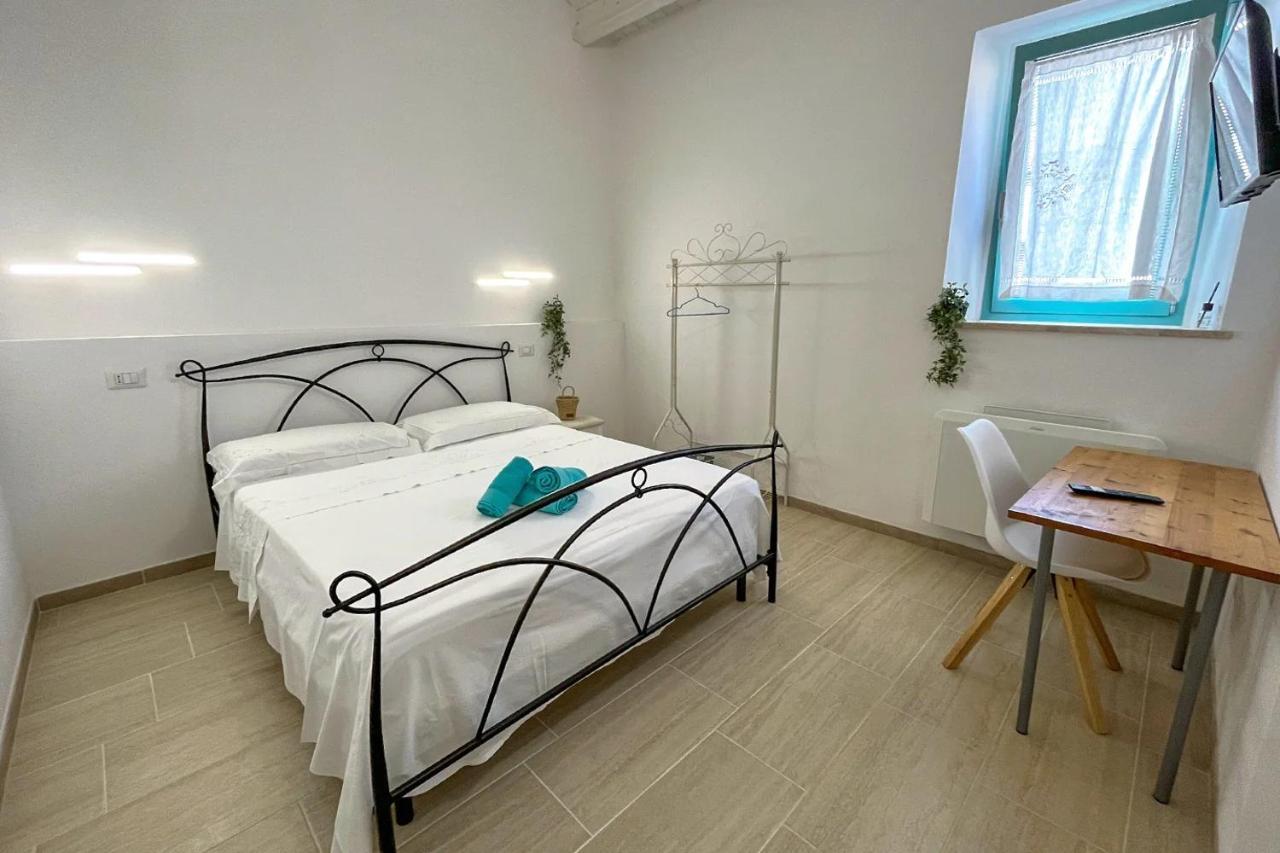 B&B Dimora Orru - Uva Cabras Exterior photo