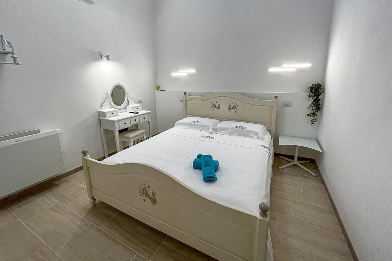 B&B Dimora Orru - Uva Cabras Exterior photo